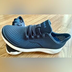 Crocs Women's LiteRide Pacer Navy